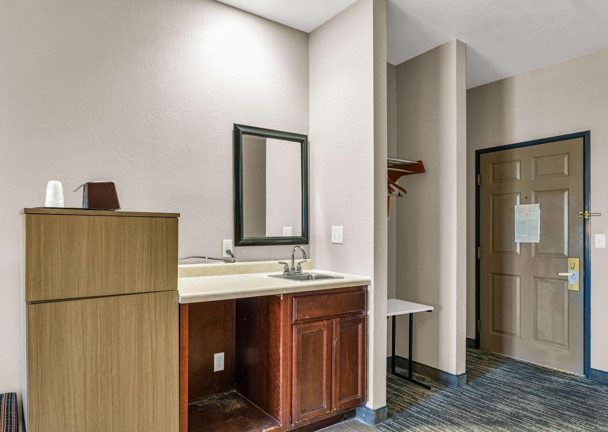 Country Inn & Suites By Radisson, Decatur, Il מראה חיצוני תמונה